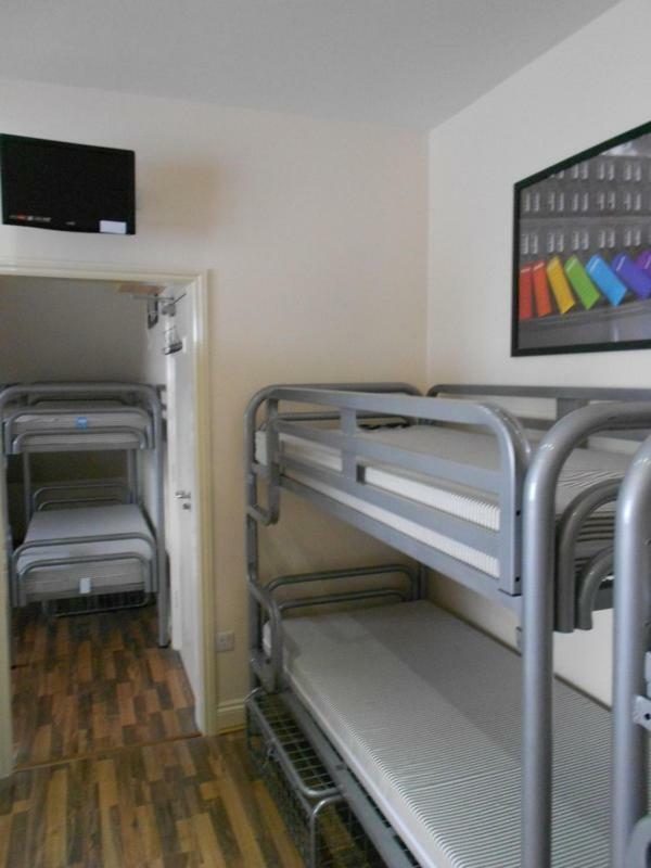 Accommodation Лондон Экстерьер фото